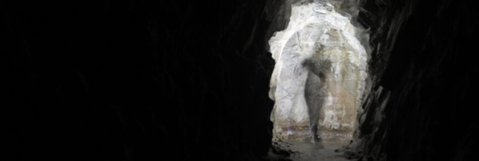 Gänge im alten Küstenfort