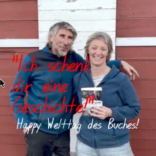 Heute ist ein guter Tag zum Feiern - es ist ein guter Tag für eine Geschichte. Denn heute ist der Welttag des Buches! Feiere mit - mit uns und all den Autoren unseres Verlags: dem GeraNova Bruckmann Verlagshaus! Mit dabei: @paulipilgrim @dennisschmelz @joekelly.official @fortgeblasen @bezirzt @jakob.niemeyer @proettel_alpinjournal @itsglutenfreebaby @ben_perry_kochschule @sinjas_beachhouse @joert_faerber @kristinavomdorf @swaantjetaube @svenja.ostwald @saskiavester_official @thomasortler