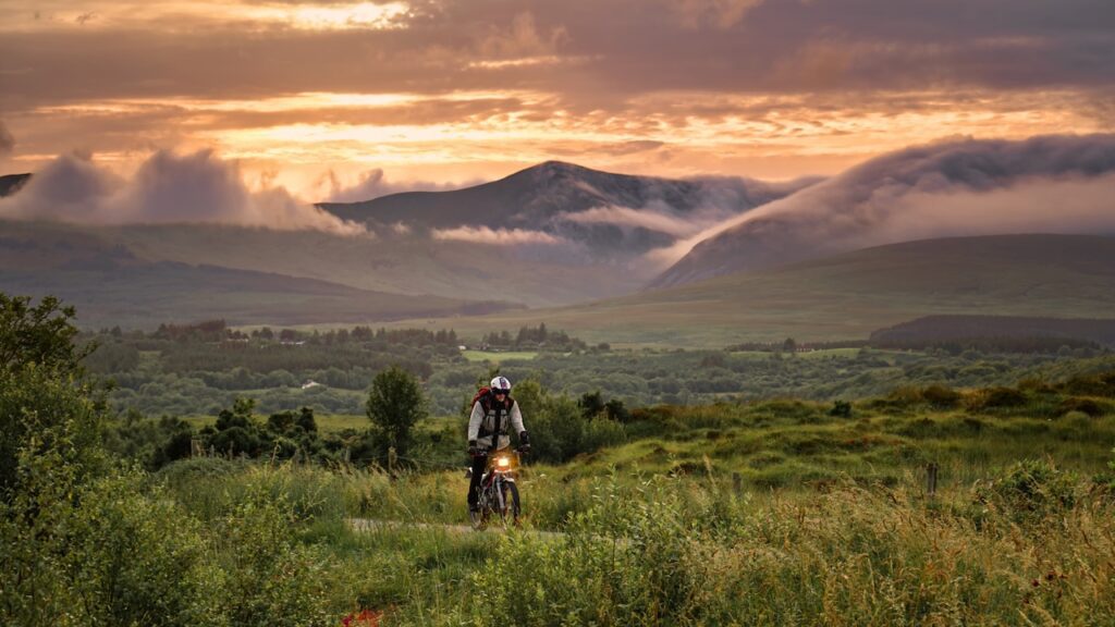 traumhafte Motorradstrecken in Irland